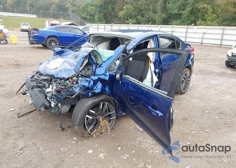 2018 Kia Forte Lx z USA, uszkodzony, nr VIN 3KPFK4A75JE195853